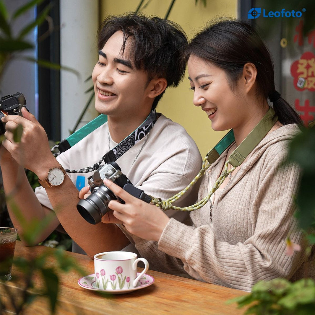 Leofoto Camera Strap - Black & White
