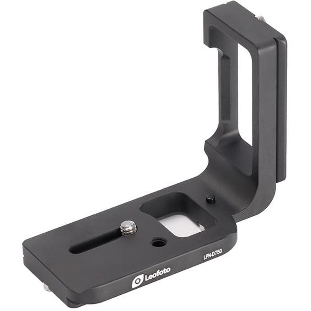 Leofoto L plate for Nikon D750 camera body