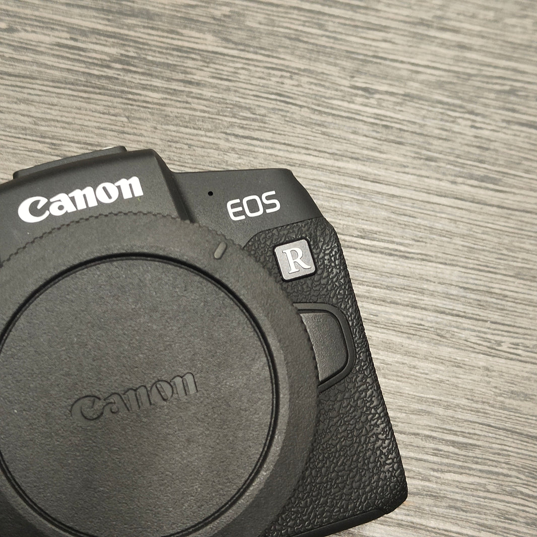 Tweedehands - Canon EOS RP + extra batterij