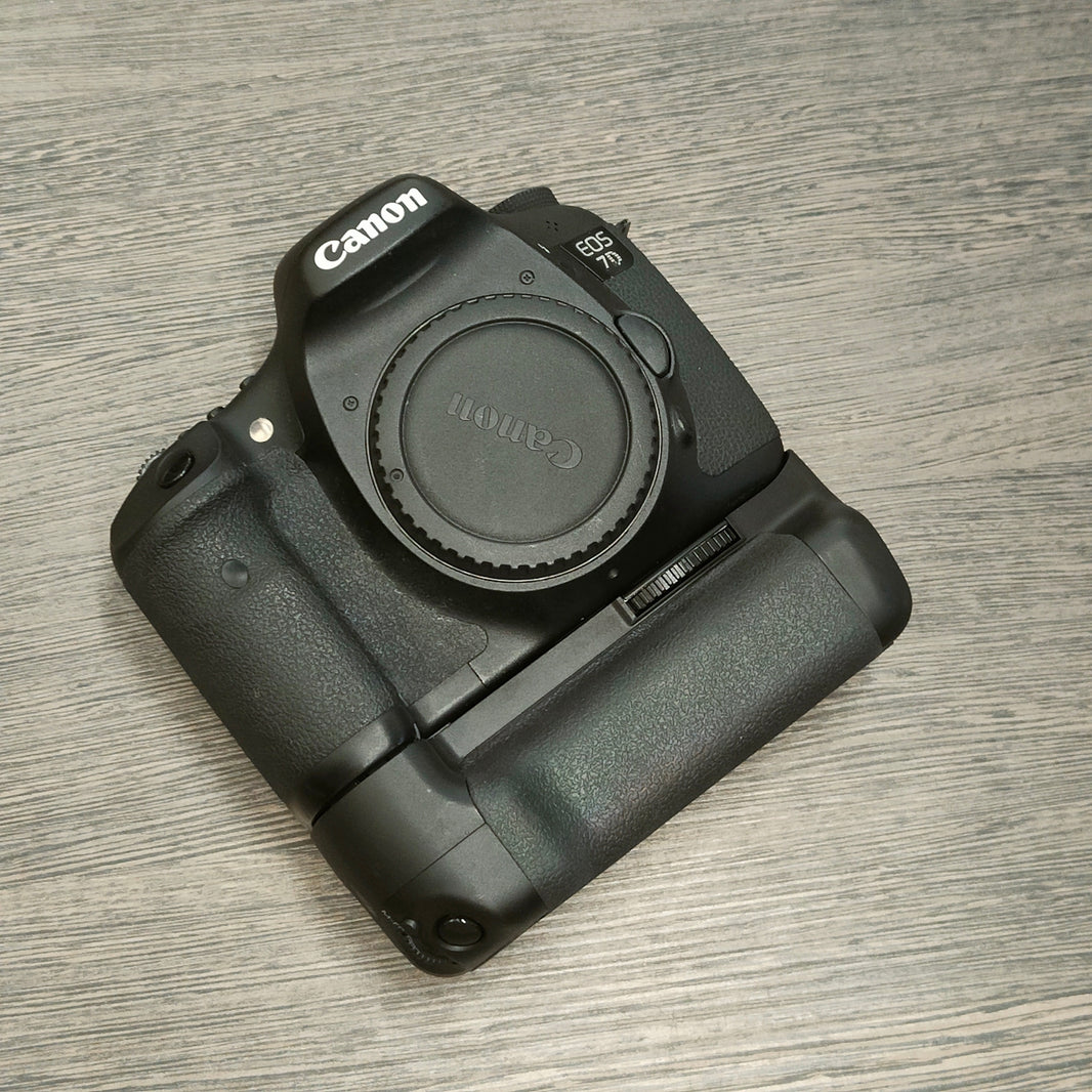 Tweedehands - Canon EOS 7D + Grip