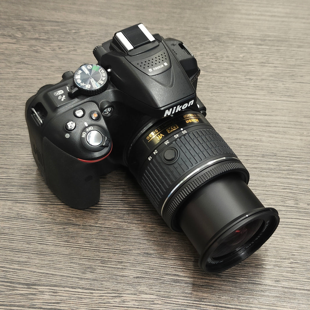 Tweedehands - Nikon 5300 + AF-P 18-55mm F3.5-5.6G VR