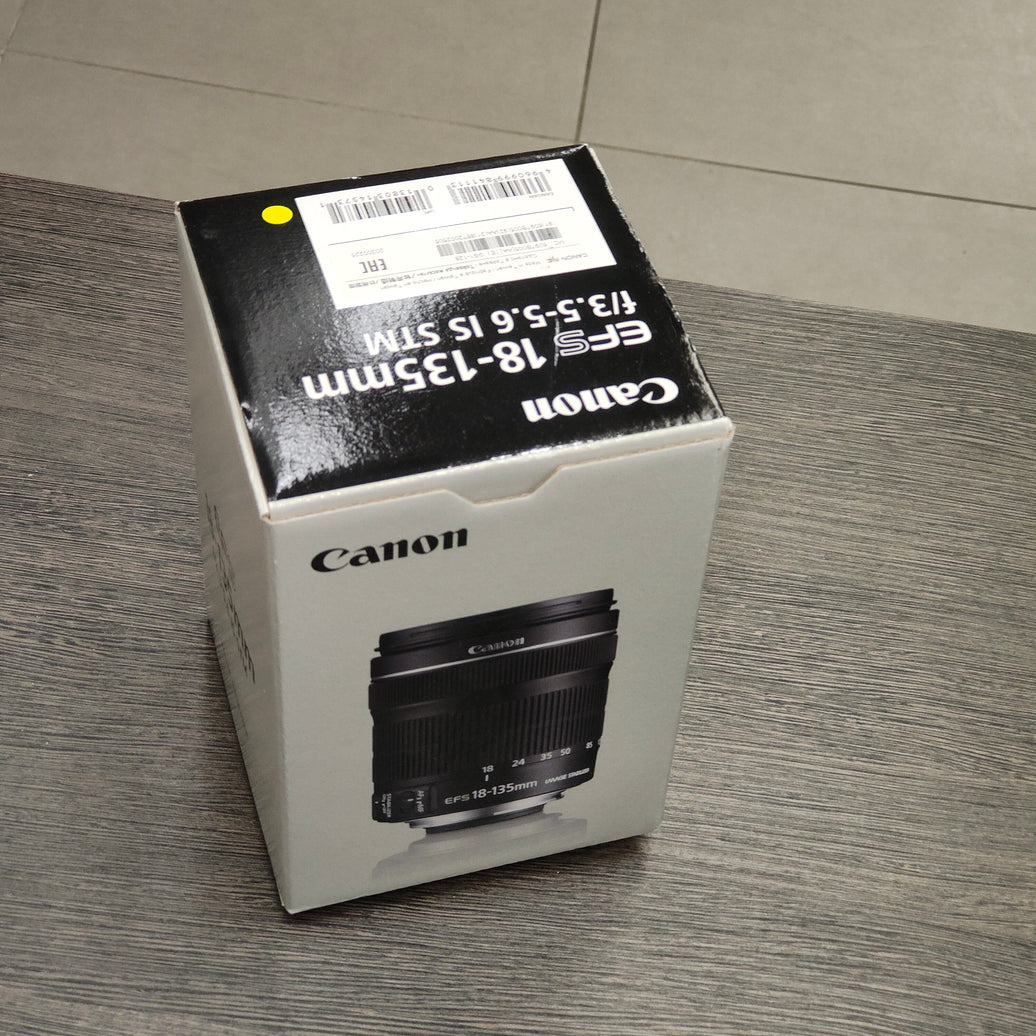 Tweedehands - Canon EF-S 18-135mm F/3.5-5.6 IS STM