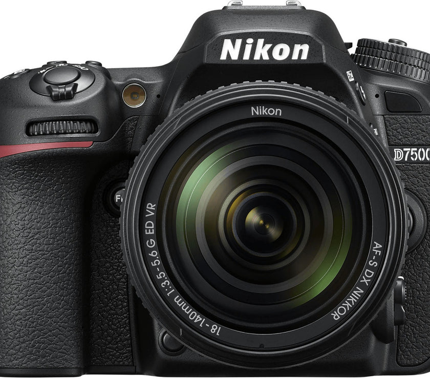 Nikon D7500 + AF-S DX NIKKOR 18-140mm F3.5-5.6G VR