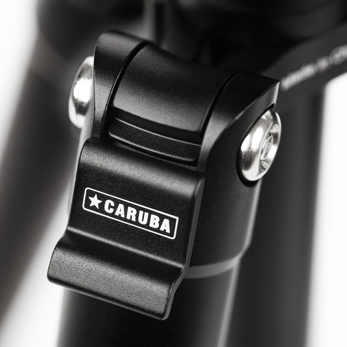 Caruba Travelstar 143 Camerastatief (Fullsize HQ)