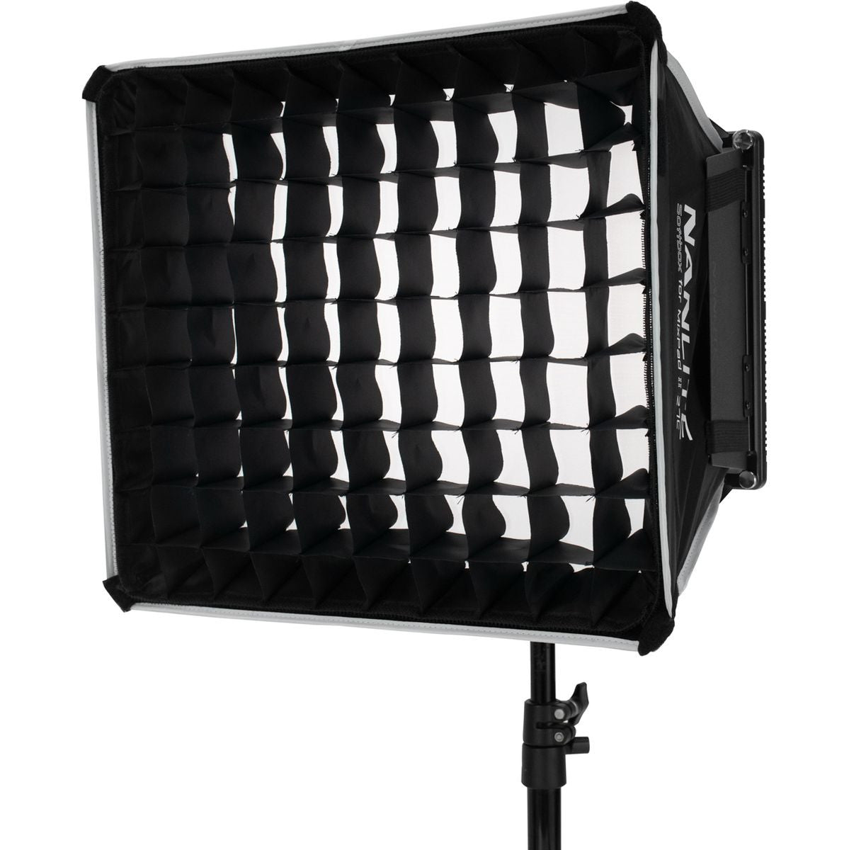 Nanlite Barndoor w/ Softbox And Eggcrate Grid (Mixpad II 27C)