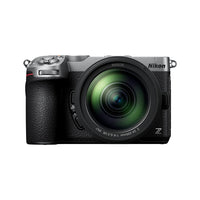Nikon Z5IIC Zilver + 24-200mm f/4.5-6.3 VR
