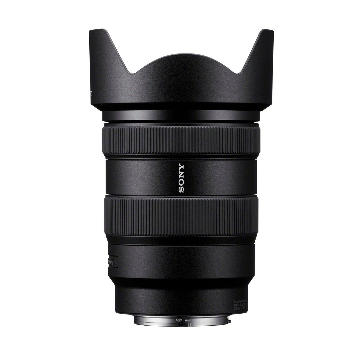 Sony A6700 + Sony E 16-55mm F2.8 G + 2de Sony batterij