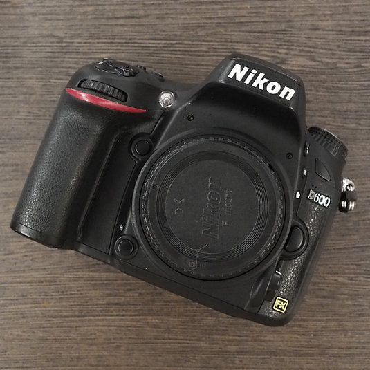 Tweedehands - Nikon D600