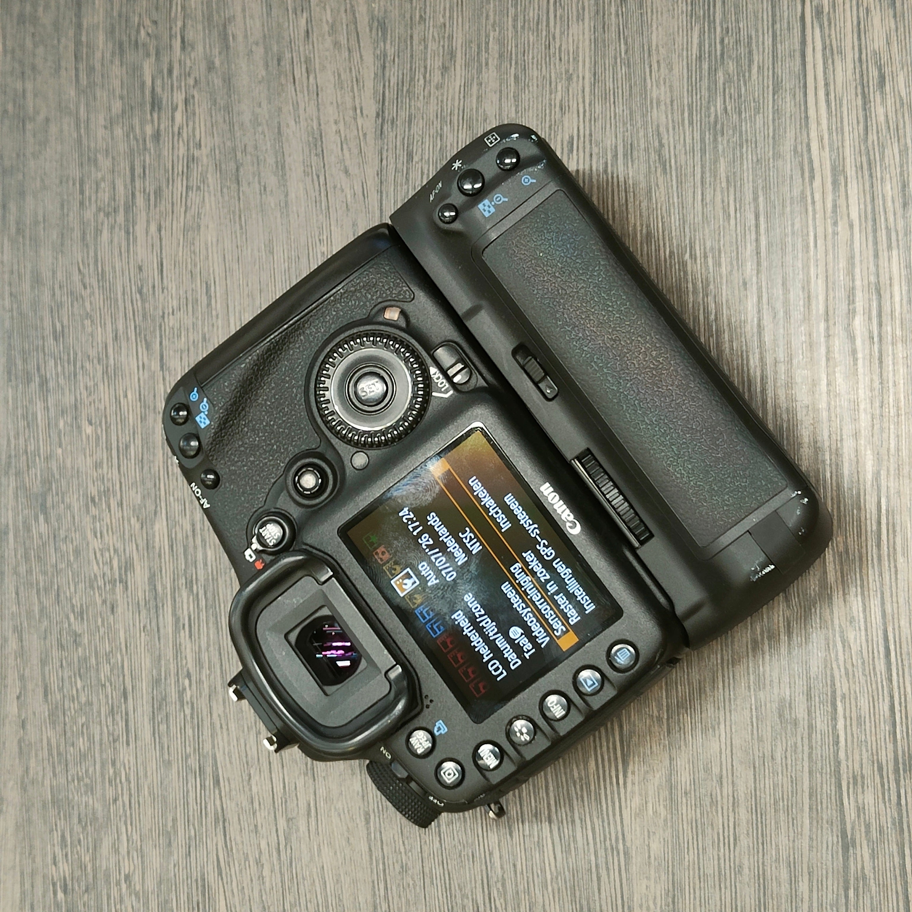 Tweedehands - Canon EOS 7D + Grip