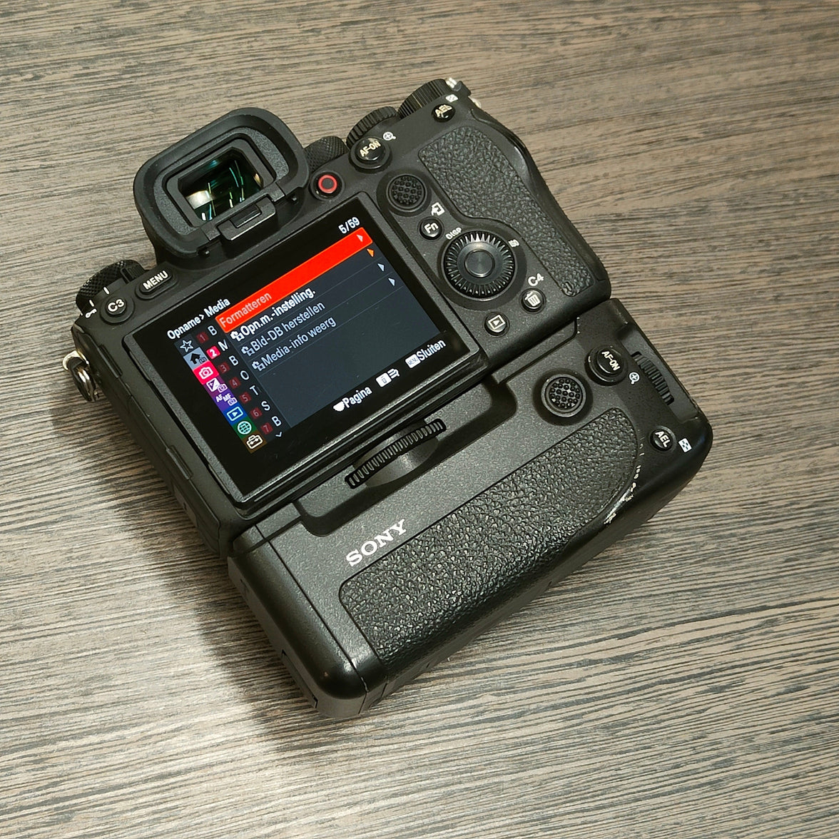 Tweedehands - Sony A1 + Sony grip