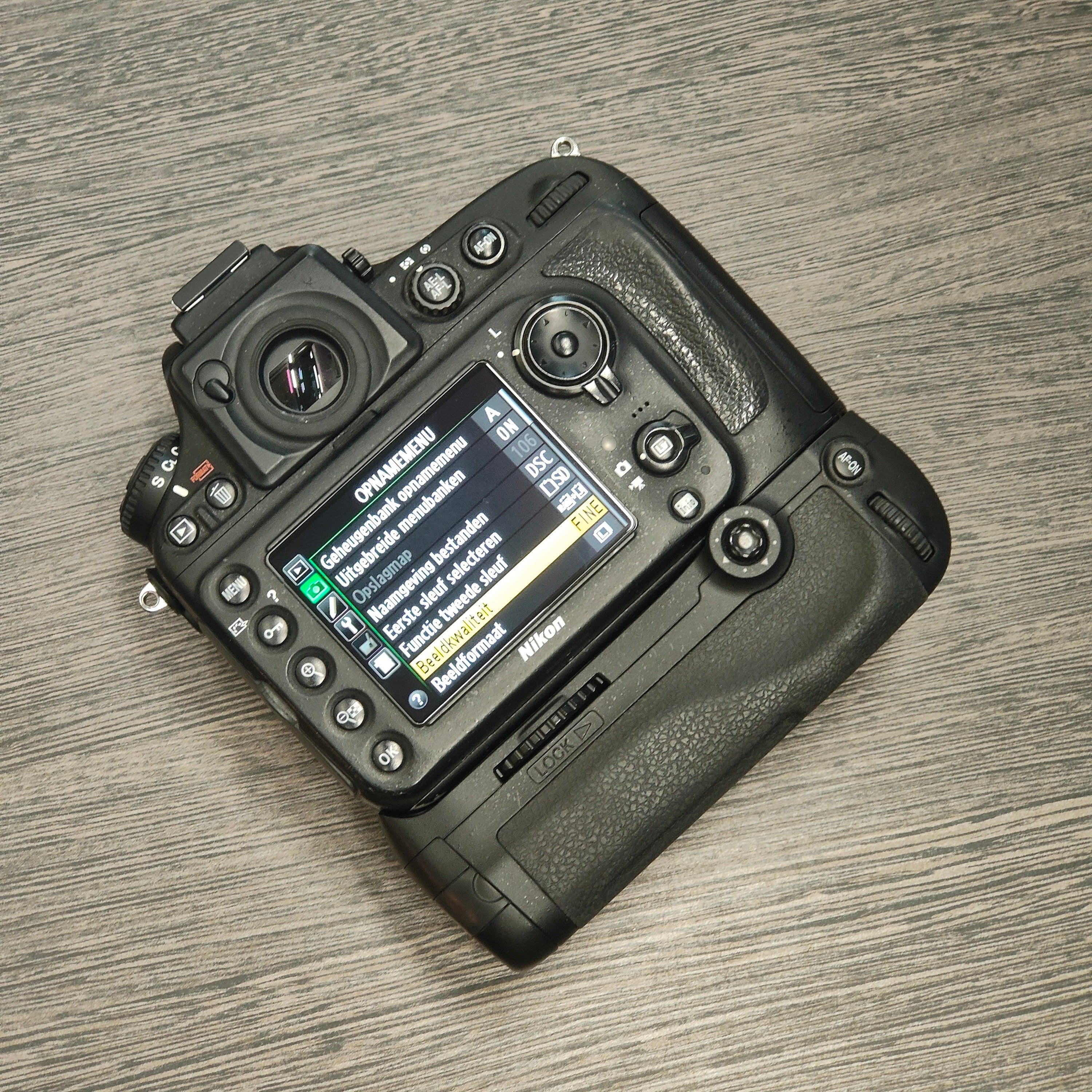 Tweedehands - Nikon D800 + Nikon grip
