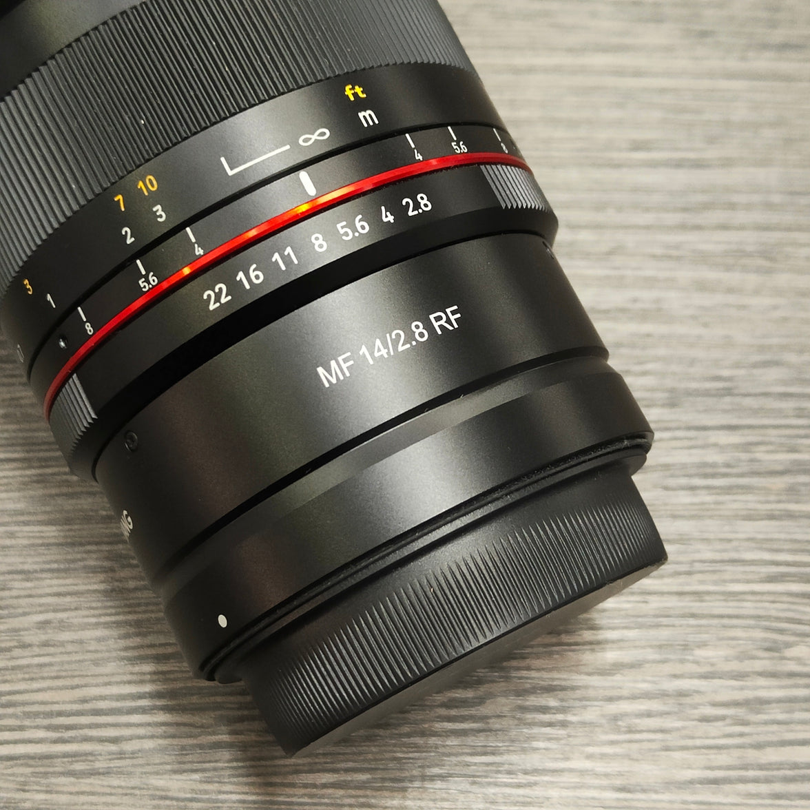 Tweedehands - Samyang 14mm f/2.8 RF MF Canon RF