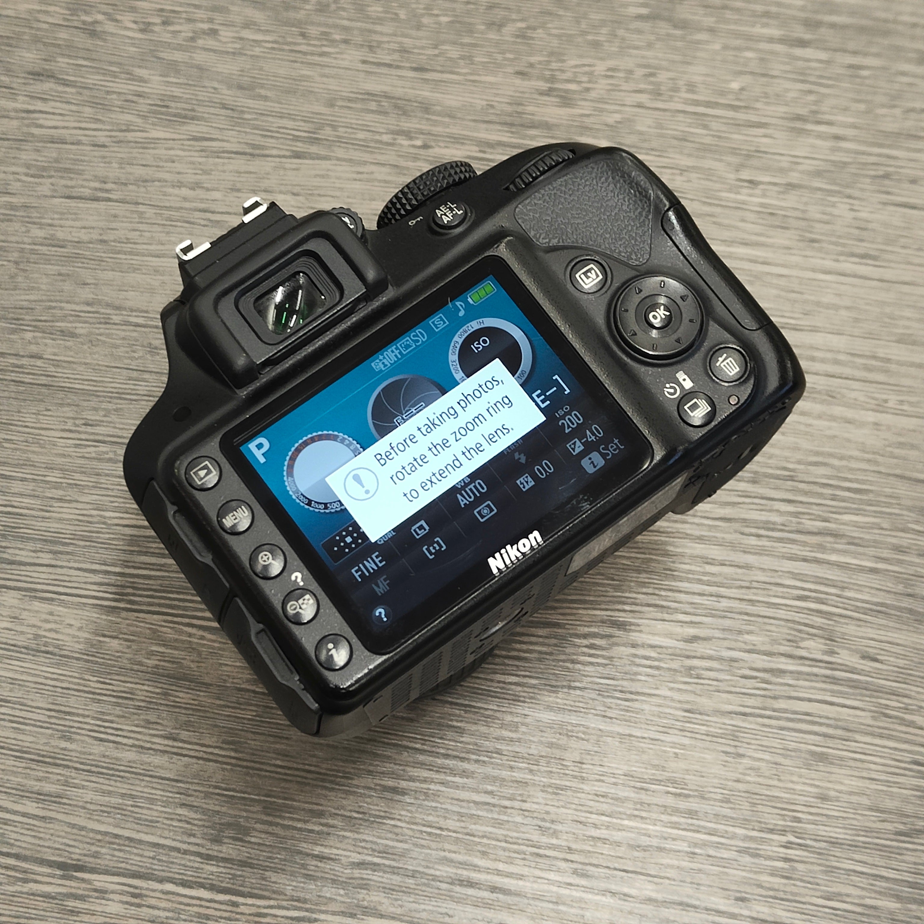 Tweedehands - Nikon 3300 + AF-P 18-55mm F3.5-5.6G VR