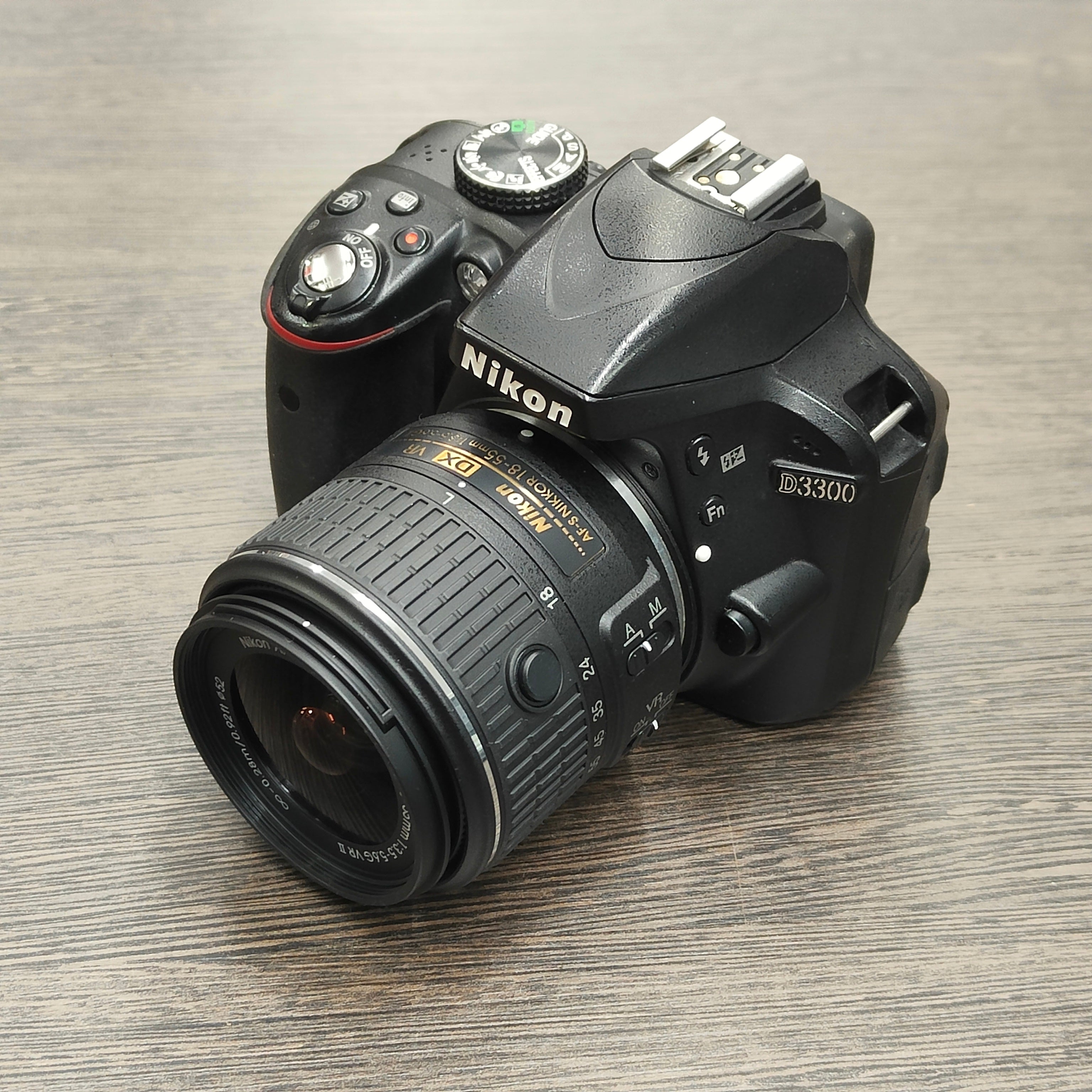 Tweedehands - Nikon 3300 + AF-P 18-55mm F3.5-5.6G VR