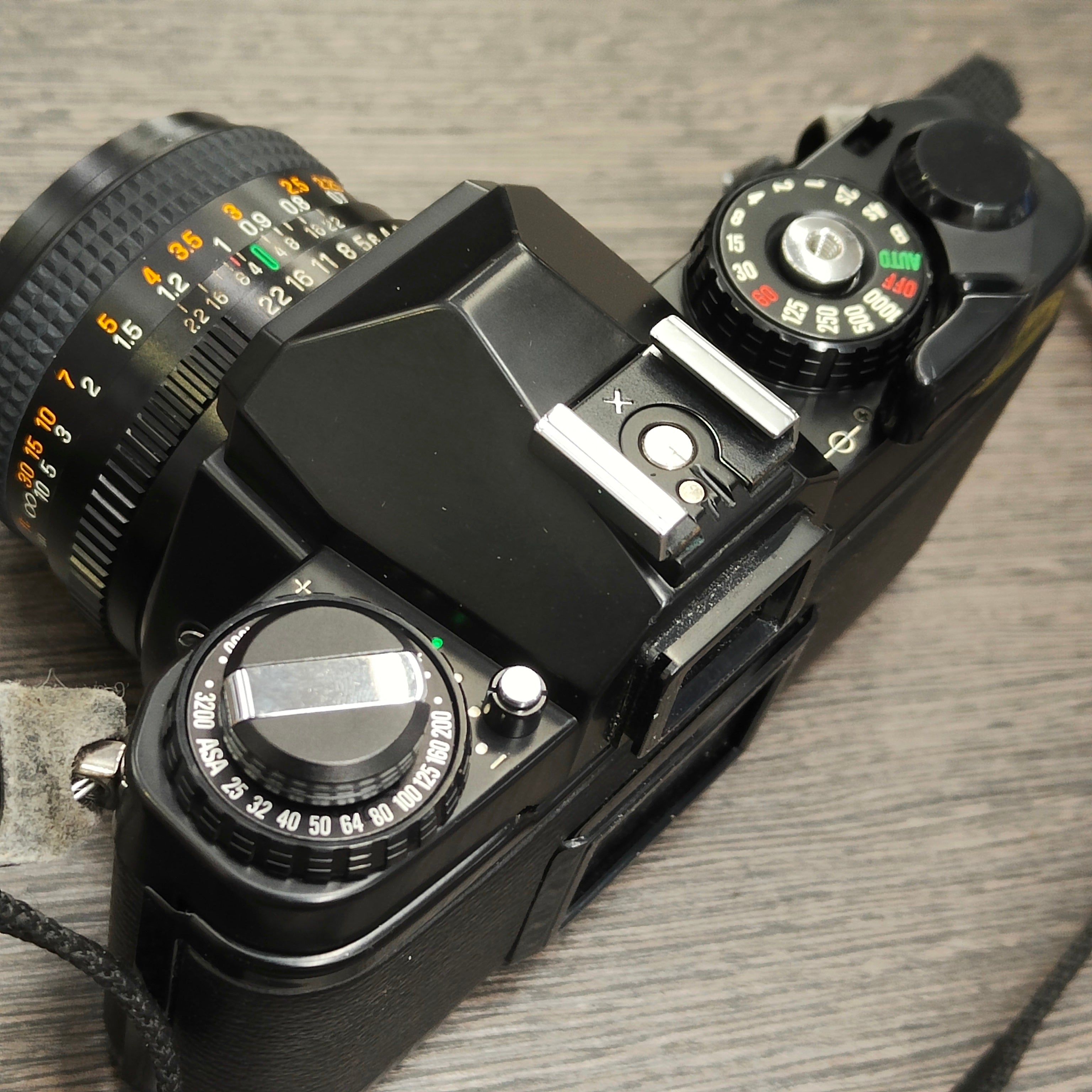 Tweedehands - CHINON CE-4 + 50mm F1.7