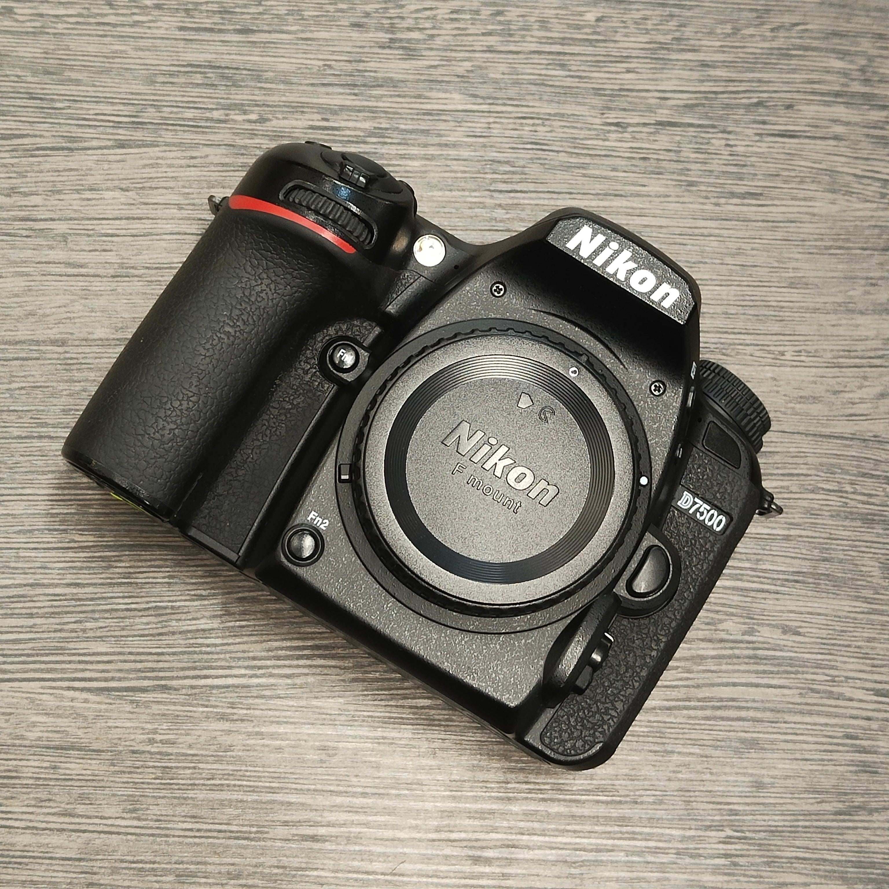 Tweedehands - Nikon D7500