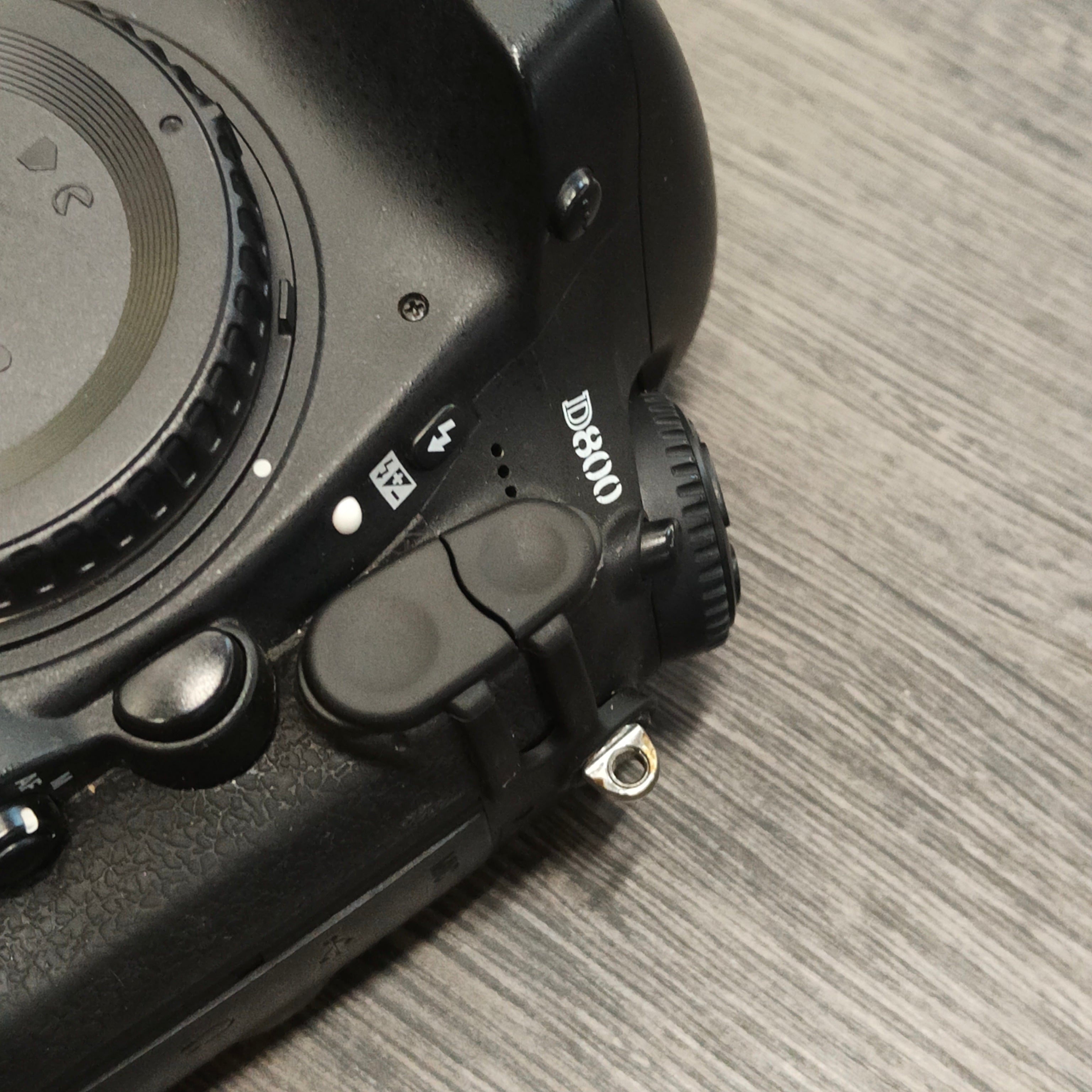 Tweedehands - Nikon D800 + Nikon grip