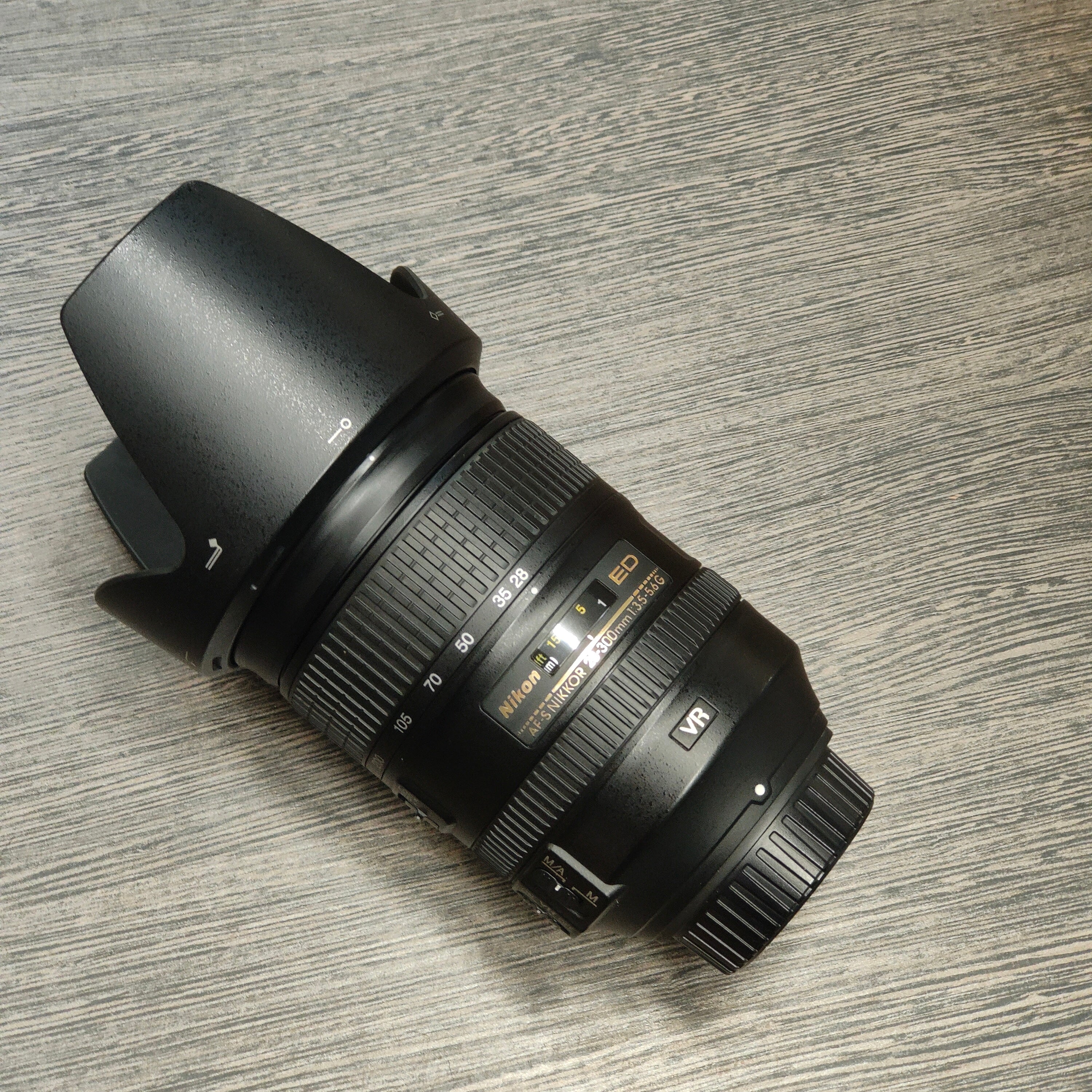 Tweedehands - Nikon AF-S Nikkor 28-300mm f/3.5-5.6G IF-ED VR