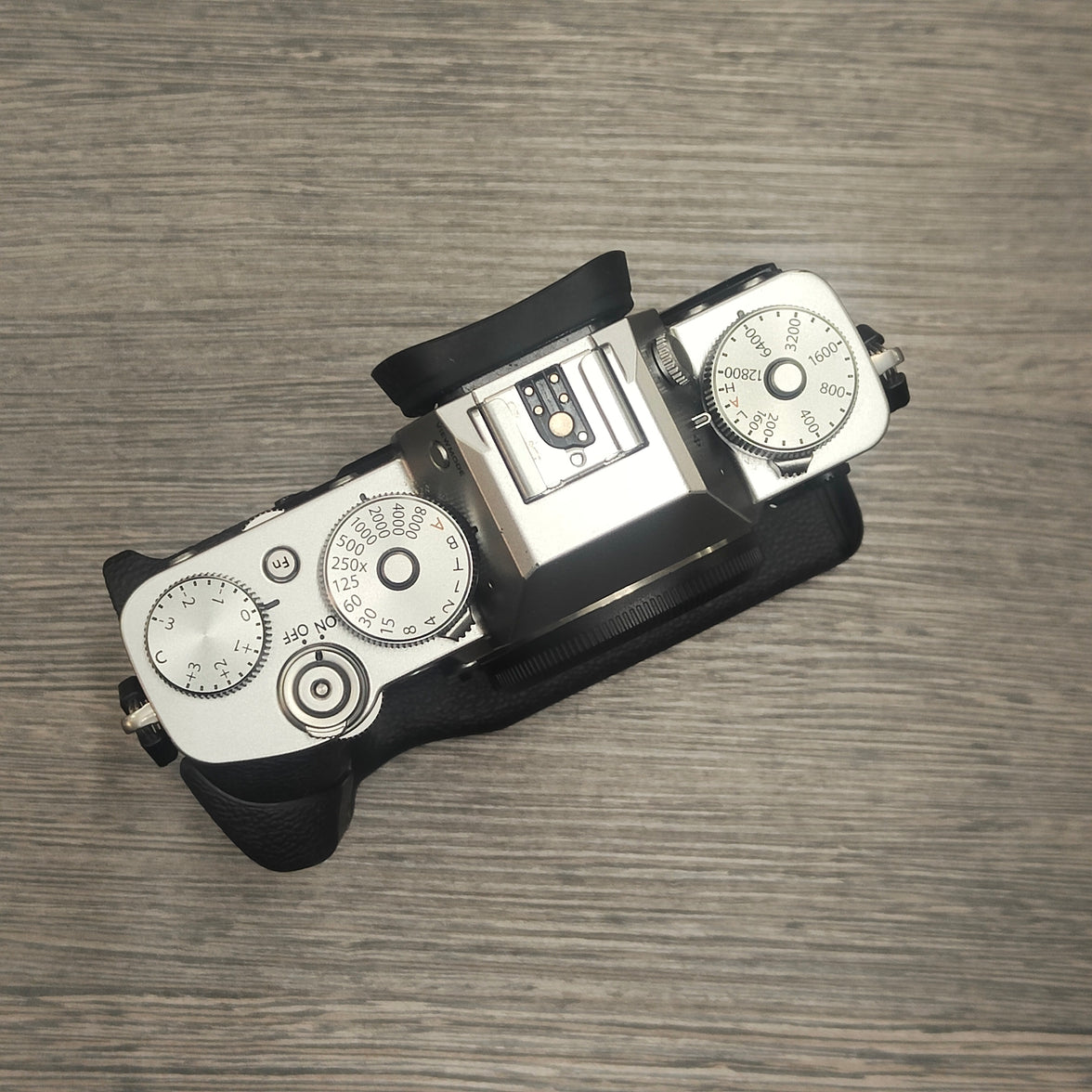 Tweedehands - Fujifilm X-T3 met grip