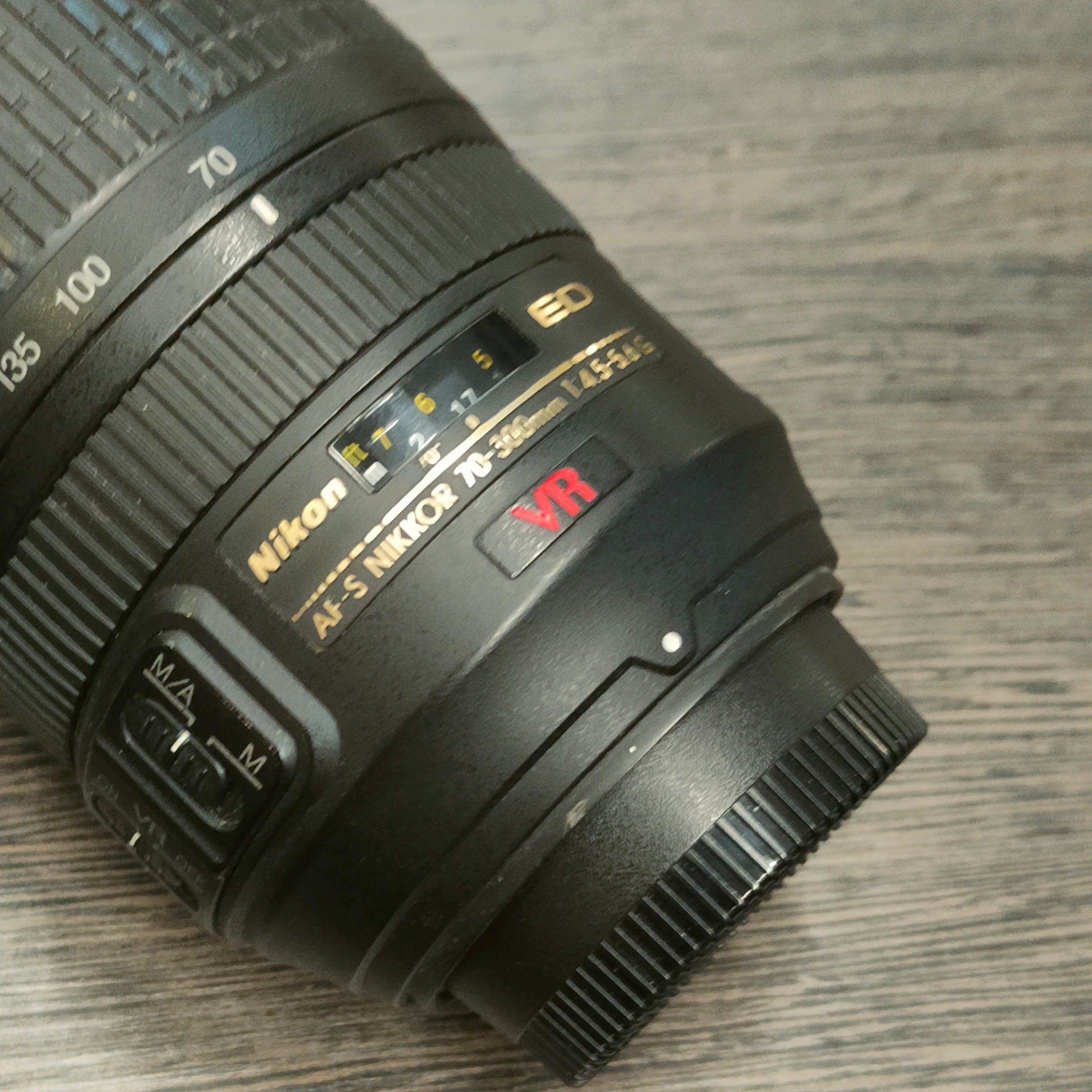Tweedehands - Nikon AF-S Nikkor 70-300mm F4.5-5.6G IF-ED VR