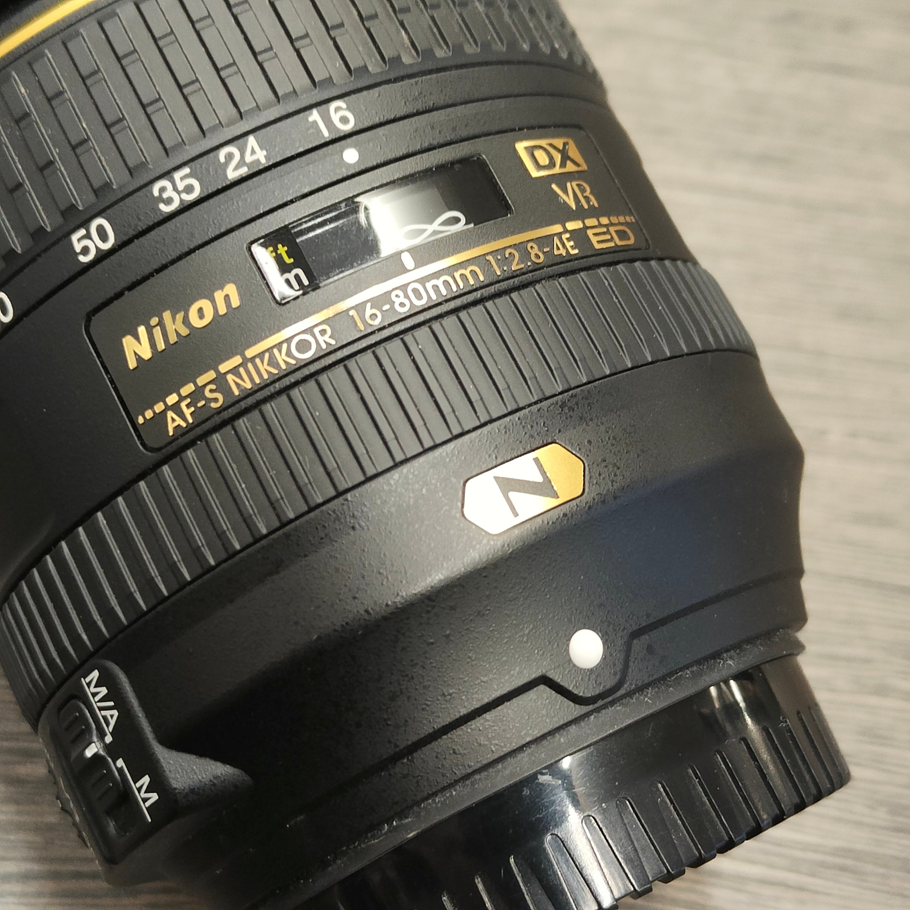 Tweedehands - Nikon AF-S DX Nikkor 16-80mm f2.8-4.0 E ED VR