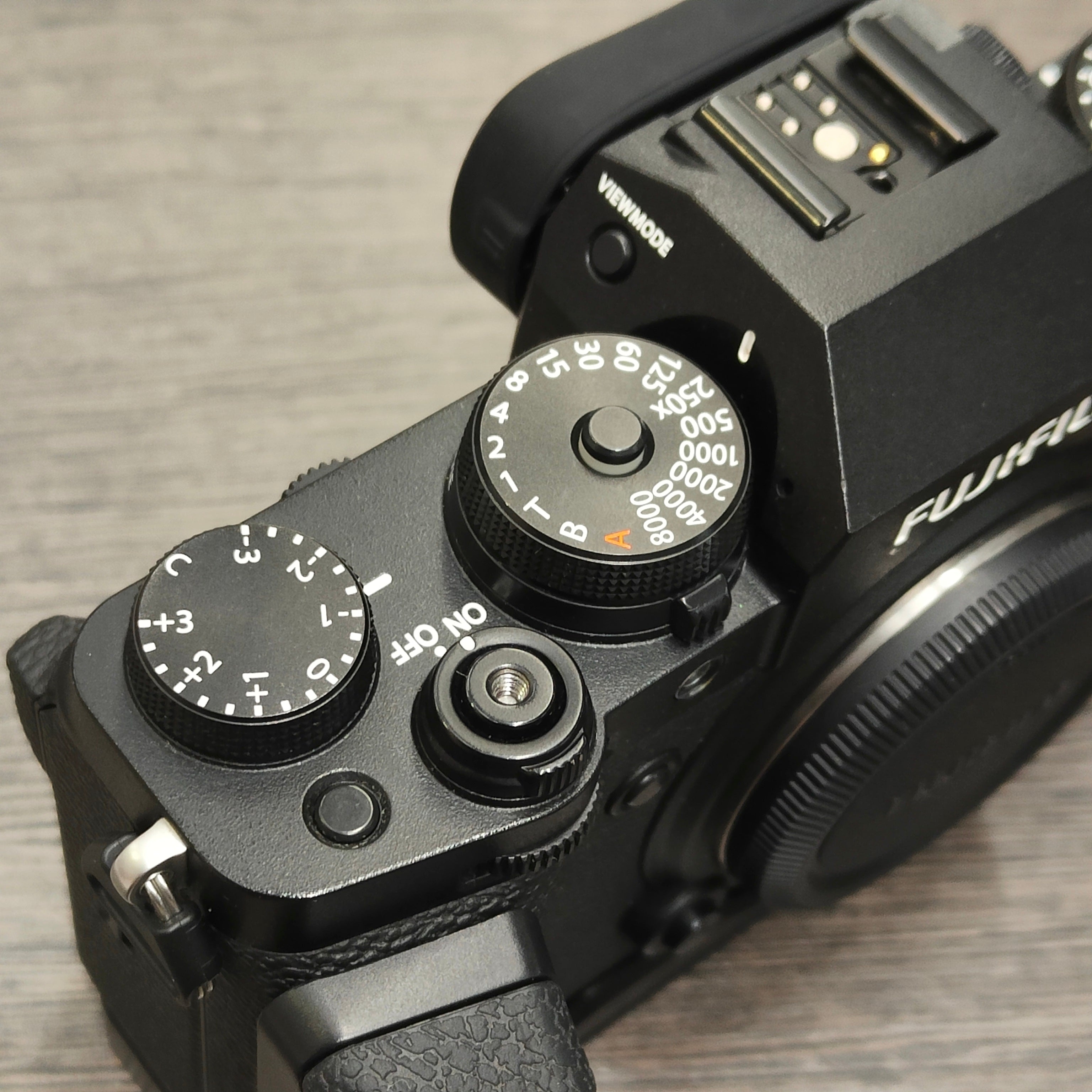 Tweedehands - Fujifilm X-T4 + Smallrig L-bracket