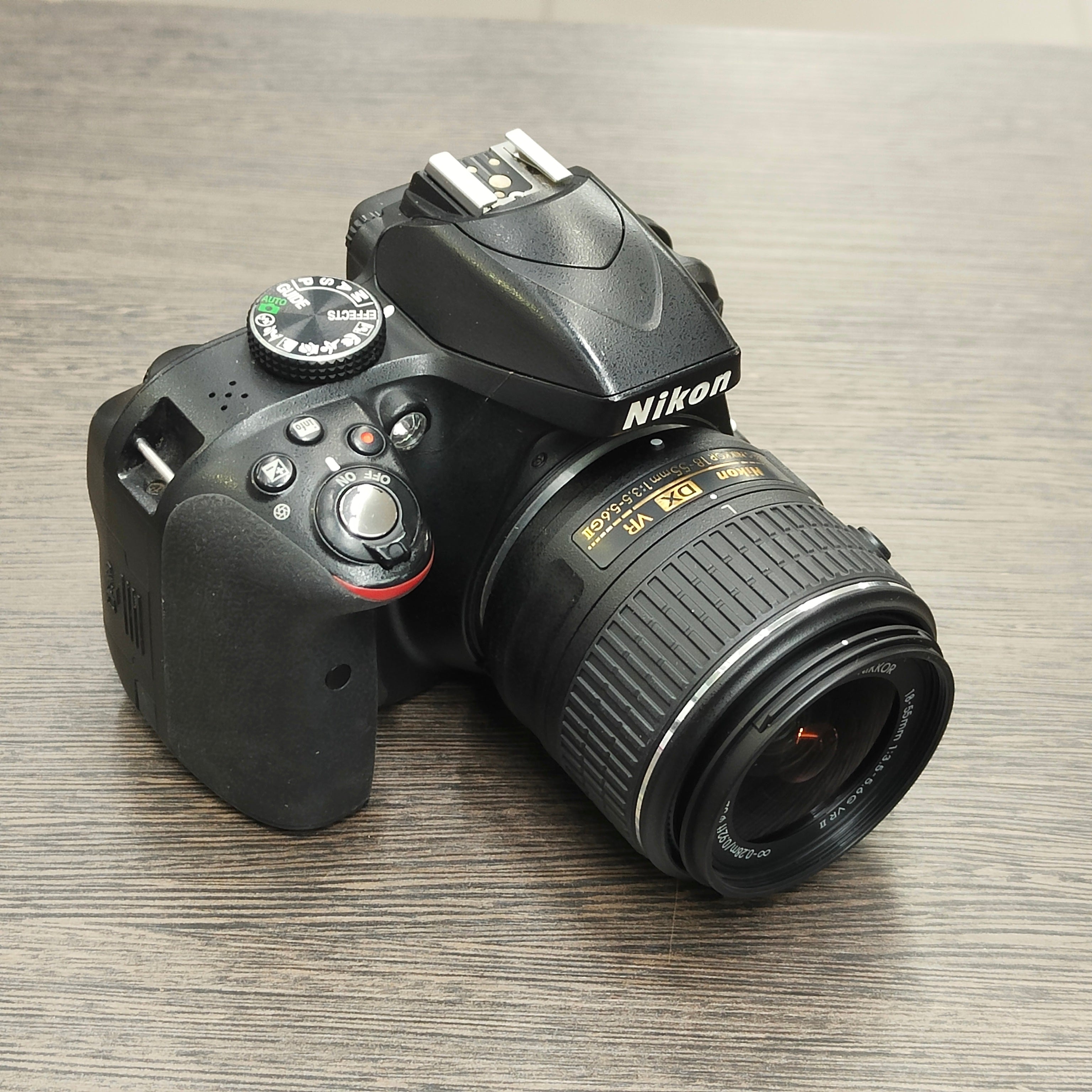 Tweedehands - Nikon 3300 + AF-P 18-55mm F3.5-5.6G VR