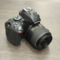 Tweedehands - Nikon 3300 + AF-P 18-55mm F3.5-5.6G VR