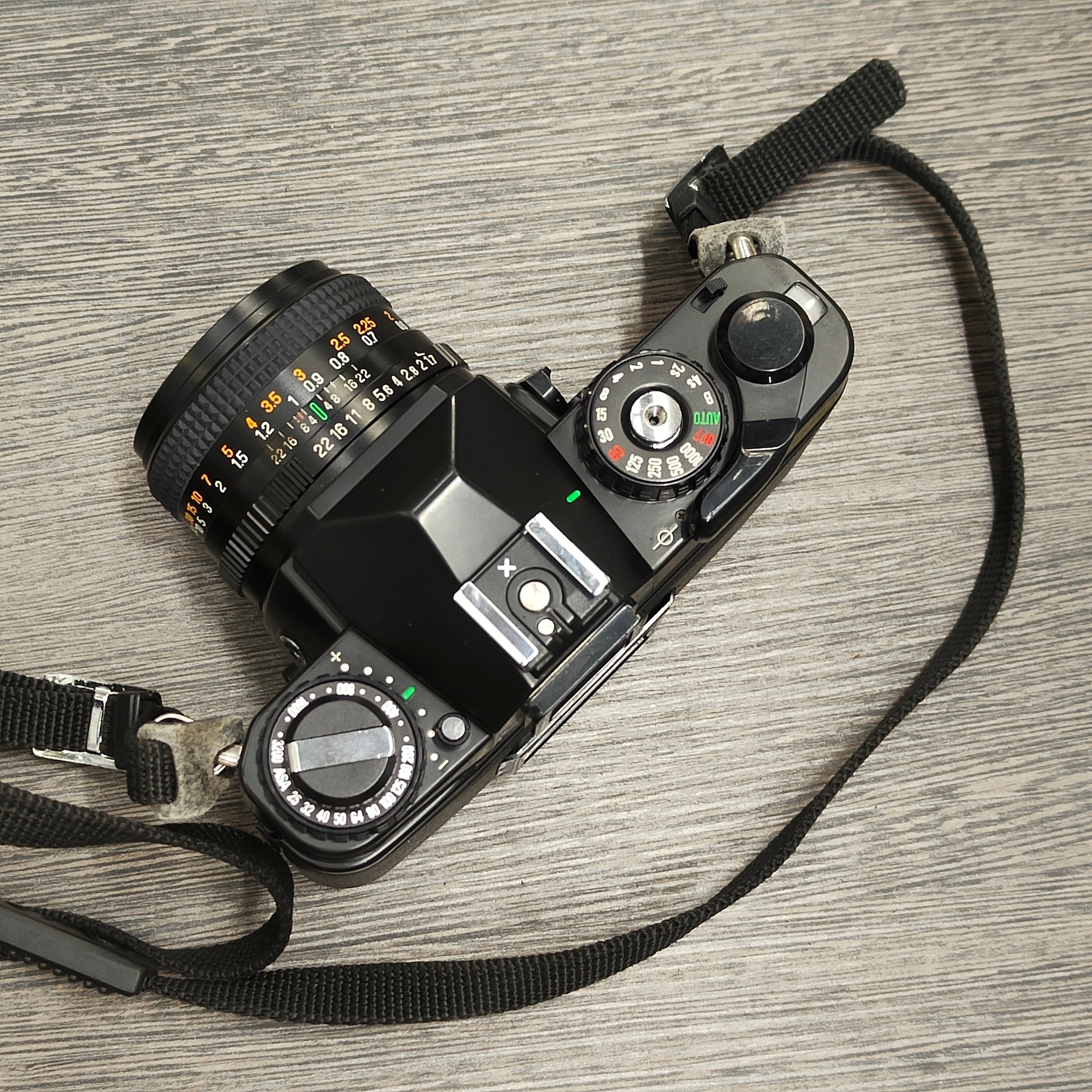 Tweedehands - CHINON CE-4 + 50mm F1.7