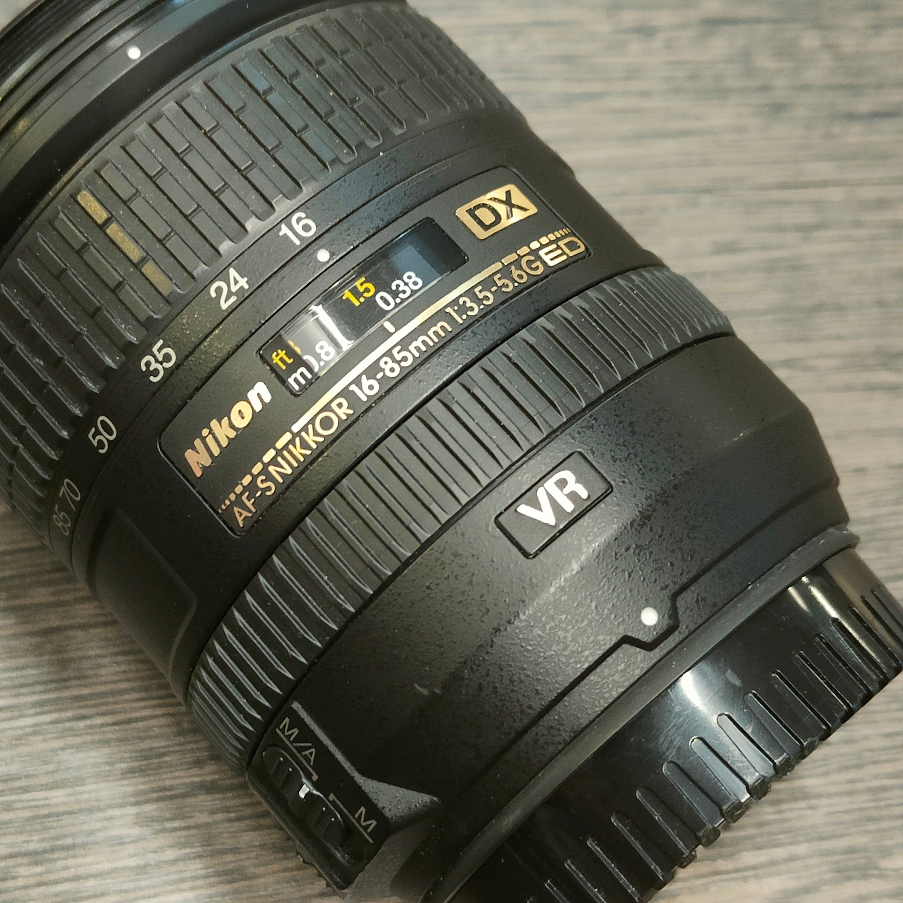 Tweedehands - Nikon 16-85mm F3.5-5.6 Dx G ED VR AF-S