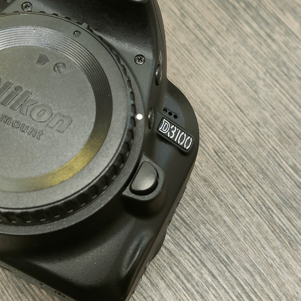 Tweedehands - Nikon D3100 body
