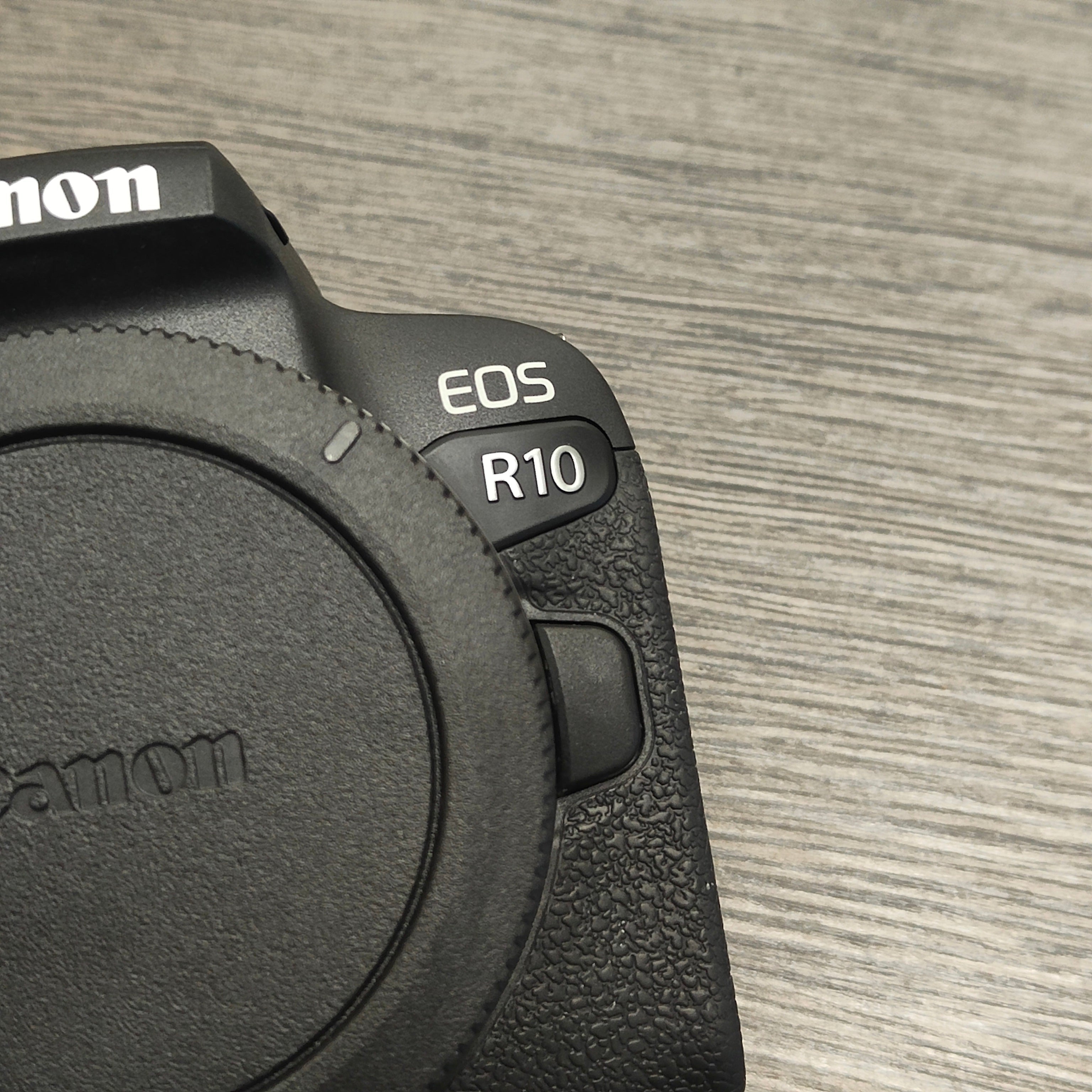 Tweedehands - Canon EOS R10