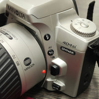 Tweedehands - Minolta 404si + 28-80mm AF Zoom