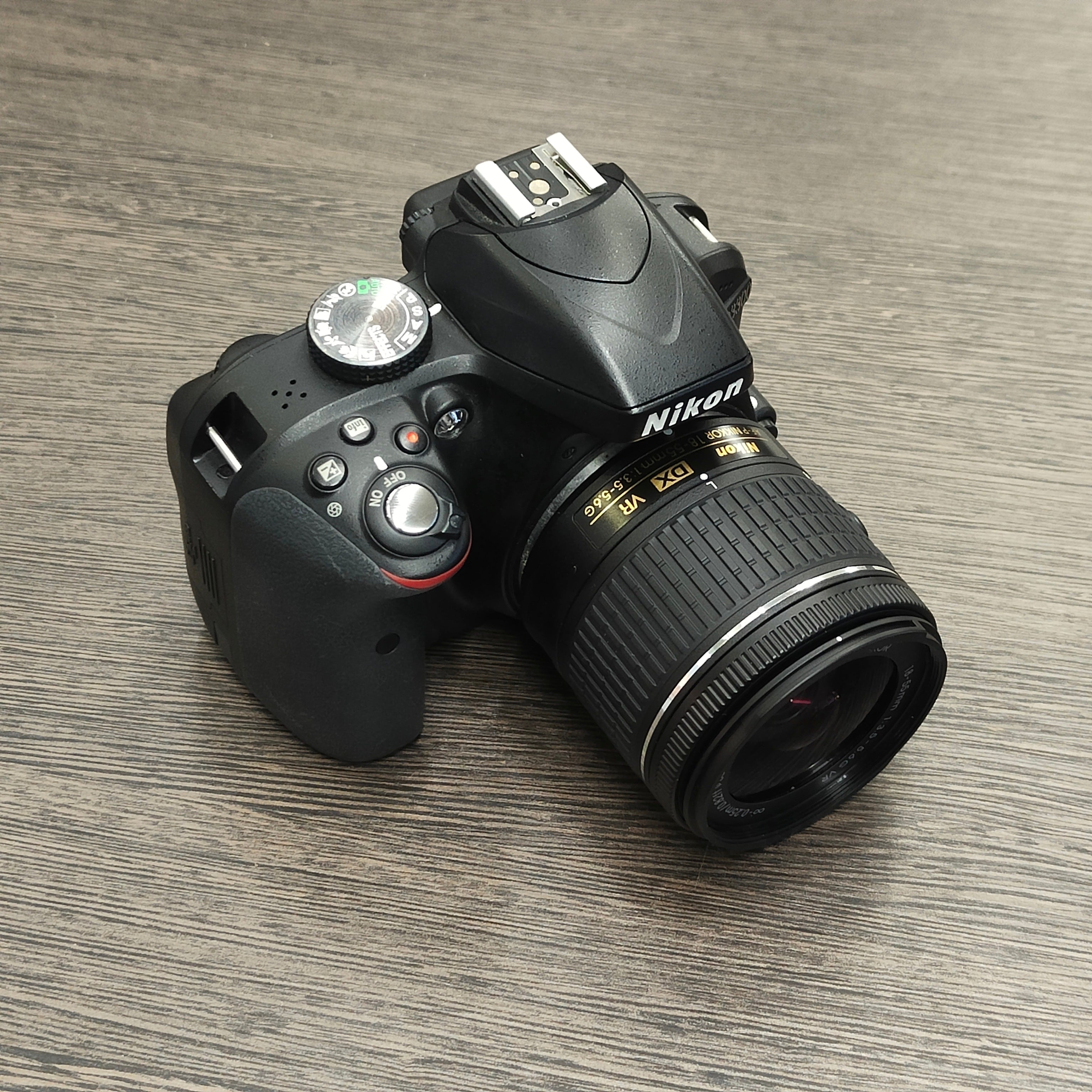 Tweedehands - Nikon 3300 + AF-P 18-55mm F3.5-5.6G VR