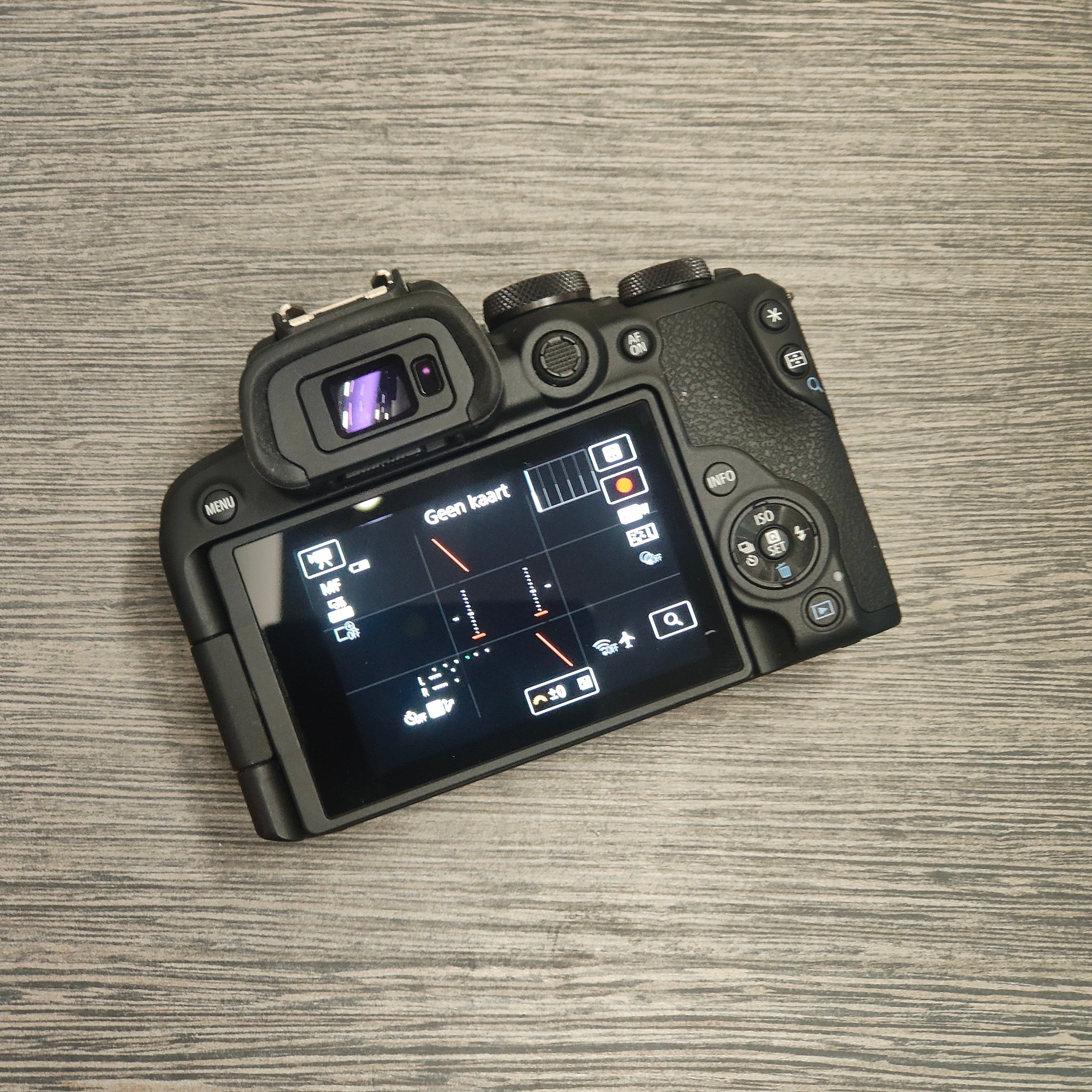 Tweedehands - Canon EOS R10